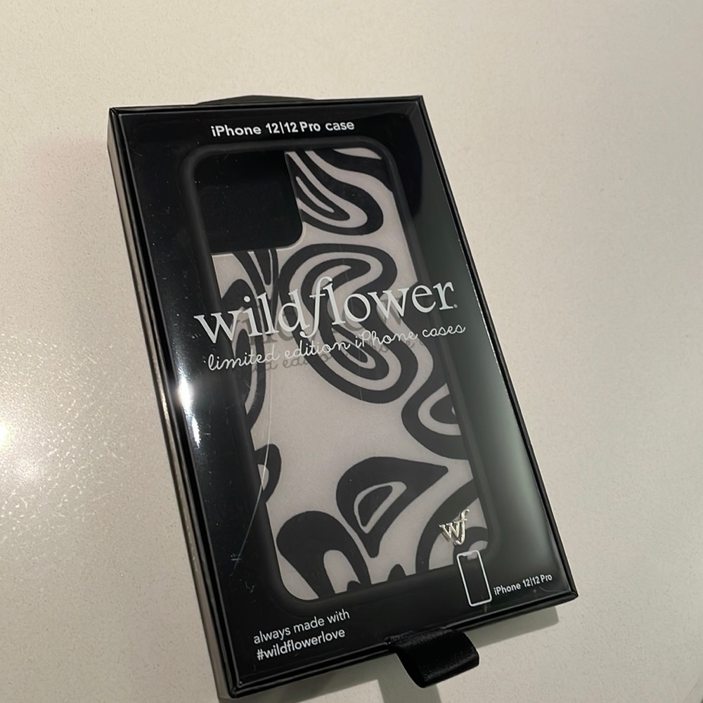 brand new in box iphone 12 pro jaded london collab